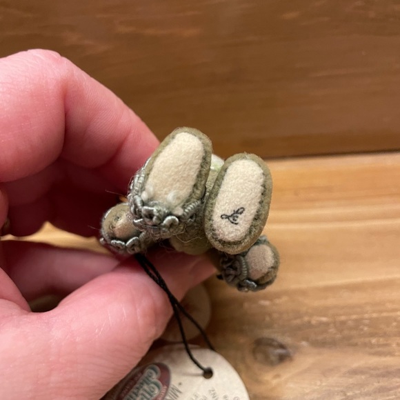 Ganz Mini Teddy Bear Flower Girl - Picture 11 of 16